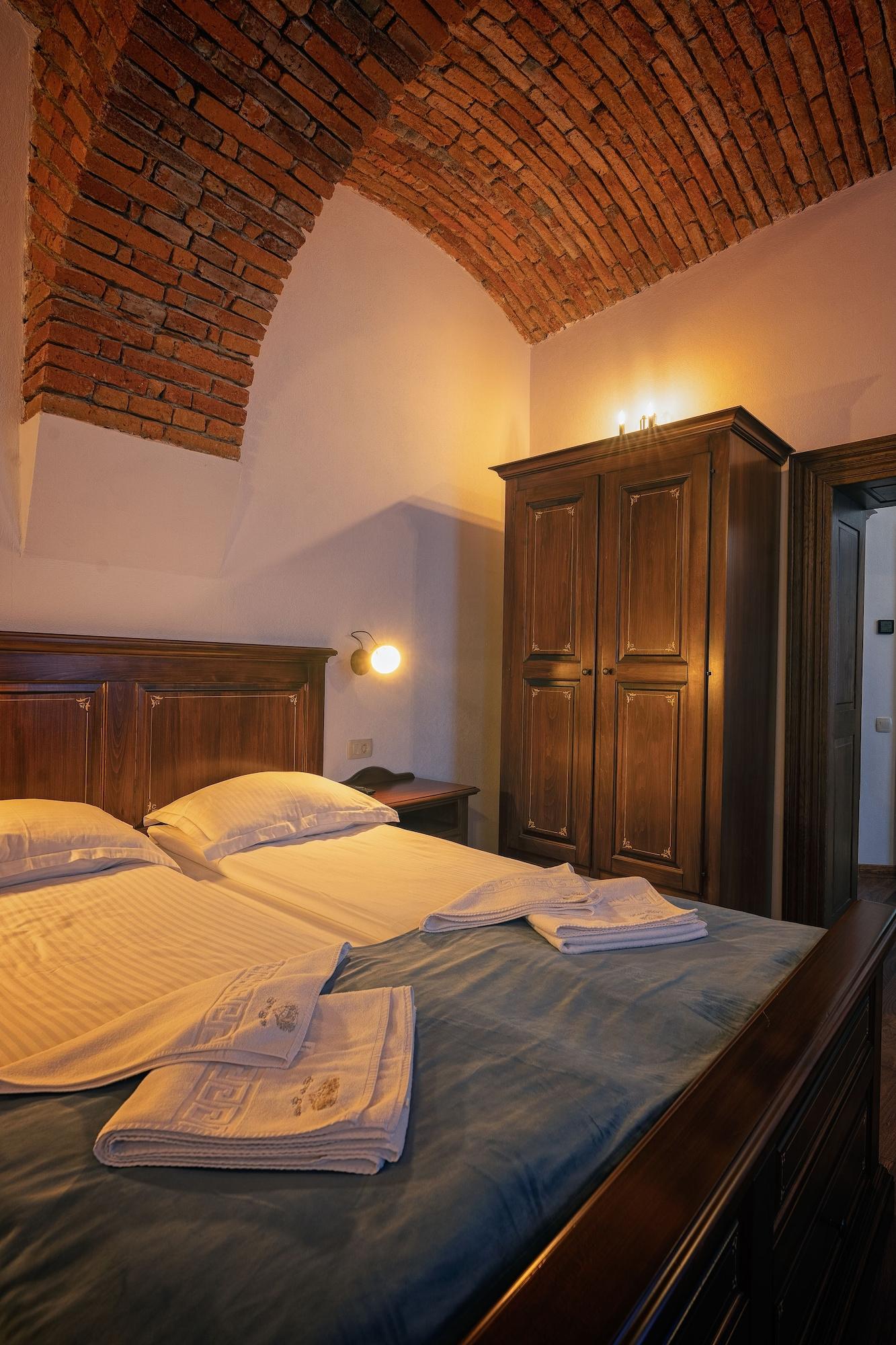 Hotel Boutique Casa Chitic -Hotel And Restaurant Str Johann Gott Nr7 布拉索夫 外观 照片