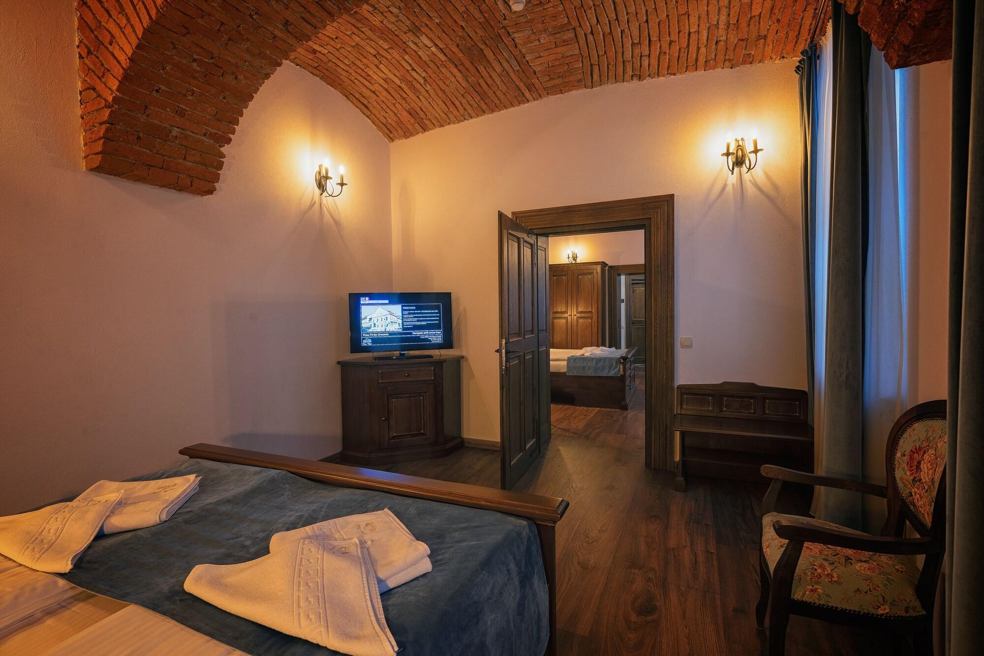 Hotel Boutique Casa Chitic -Hotel And Restaurant Str Johann Gott Nr7 布拉索夫 外观 照片