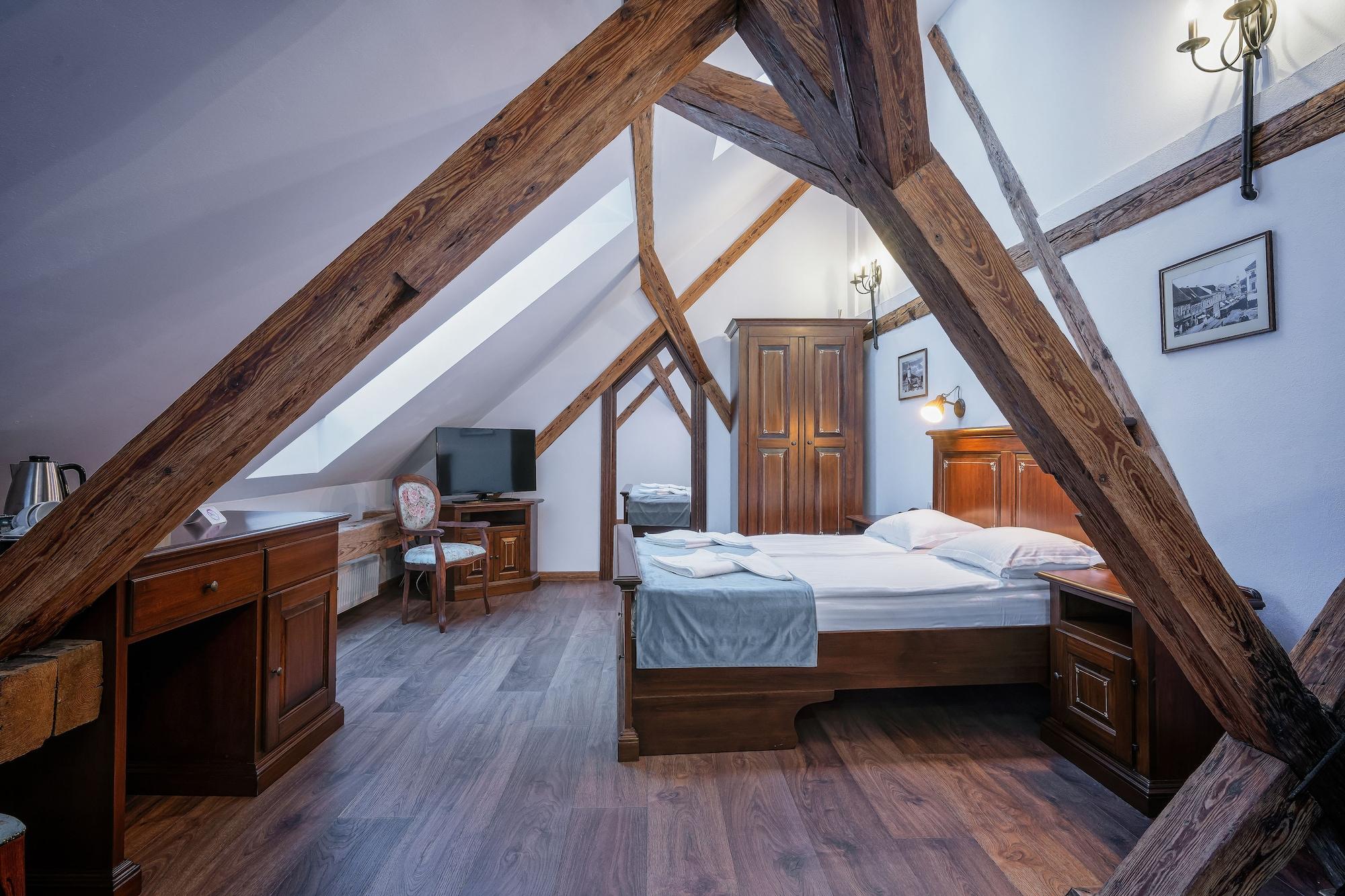 Hotel Boutique Casa Chitic -Hotel And Restaurant Str Johann Gott Nr7 布拉索夫 外观 照片