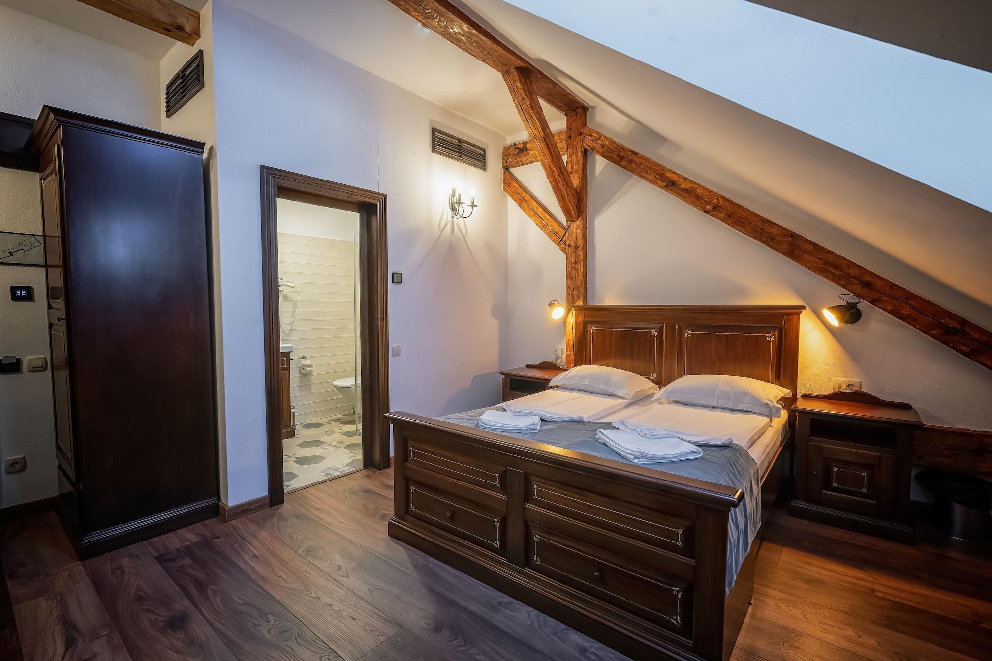 Hotel Boutique Casa Chitic -Hotel And Restaurant Str Johann Gott Nr7 布拉索夫 外观 照片