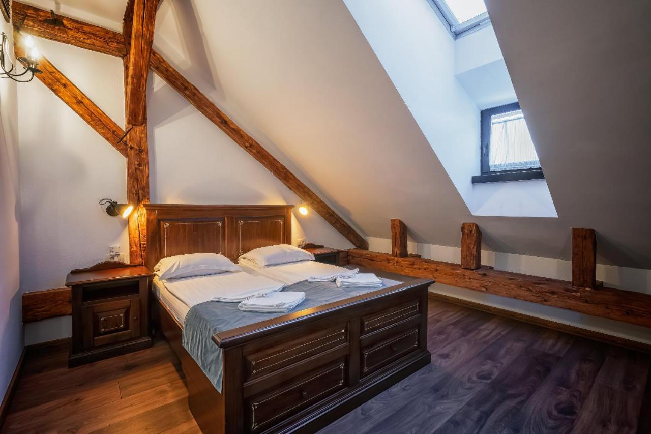 Hotel Boutique Casa Chitic -Hotel And Restaurant Str Johann Gott Nr7 布拉索夫 外观 照片