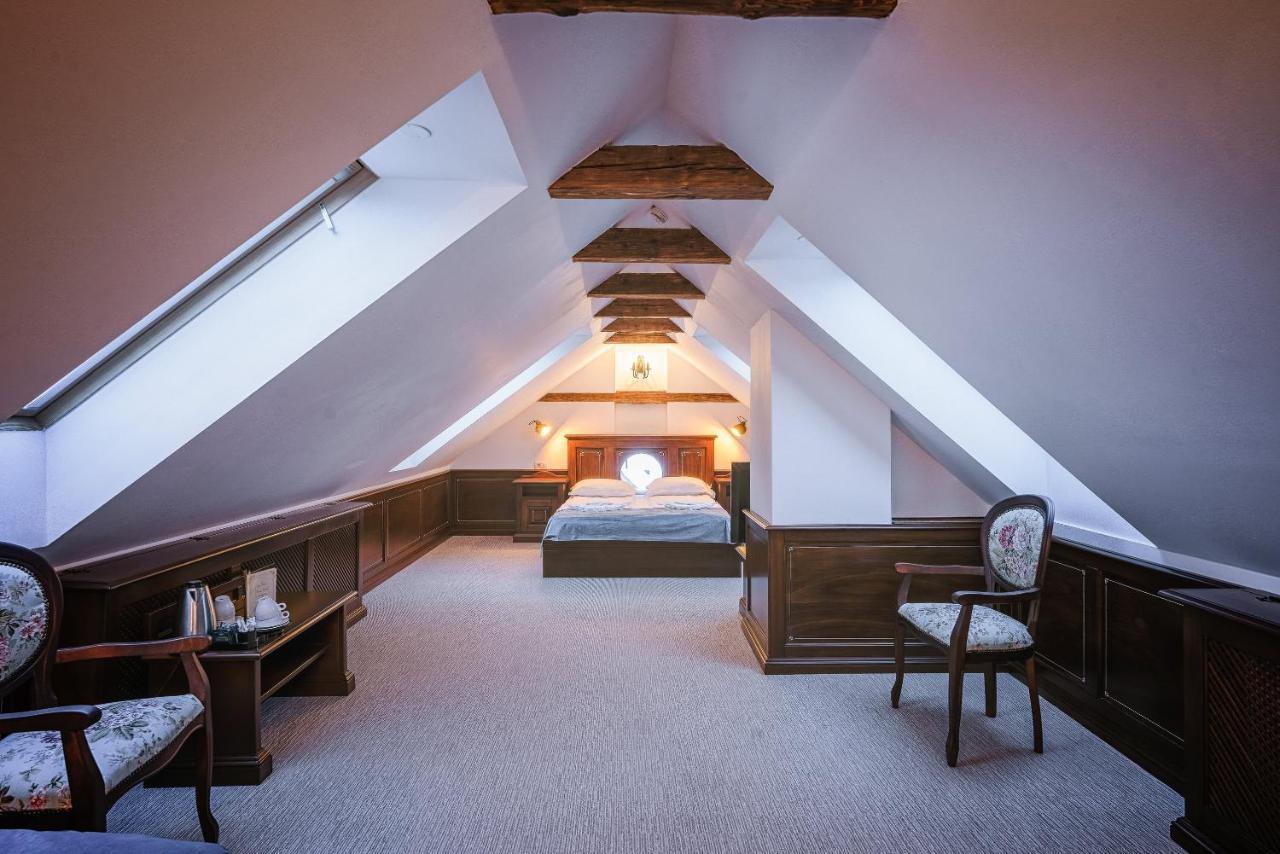 Hotel Boutique Casa Chitic -Hotel And Restaurant Str Johann Gott Nr7 布拉索夫 外观 照片